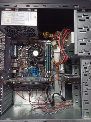 Игровой ПК Asus Vento Tower / AMD Athlon II X3 450 (3 ядра по 3.2 GHz) / 8 GB DDR3 / 500 GB HDD / nVidia GeForce GT 630, 2 GB DDR3, 64-bit / DVD-RW / 450W Игровой ПК Asus Vento Tower / AMD Athlon II X3 450 (3 ядра по 3.2 GHz) / 8 GB DDR3 / 500 GB HDD / nVidia GeForce GT 630, 2 GB DDR3, 64-bit / DVD-RW / 450W