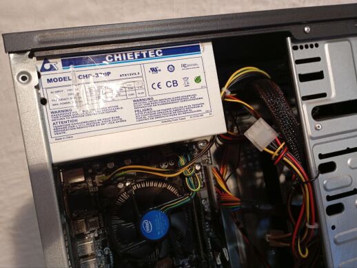 ПК Б-класс LogicPower Tower / Intel Core i5-4590 (4 ядра по 3.3 - 3.7 GHz) / 8 GB DDR3 / 500 GB HDD / Intel HD Graphics 4600 / 370W + USB-флешка