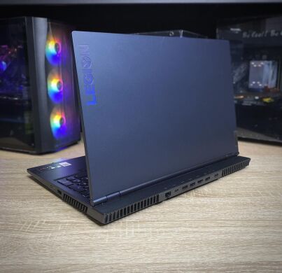 Ігровий ноутбук Lenovo Legion 5 / 16" (2560x1600) IPS / AMD Ryzen 7 5800H (8 (16) ядер по 3.2 - 4.4 GHz) / 16 GB DDR4 / 1000 GB SSD / nVidia GeForce RTX 3070, 8 GB GDDR6, 256-bit / WebCam