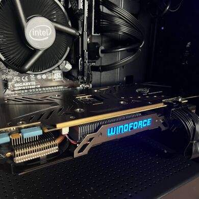 Ігровий ПК 1stPlayer B5-M-BK-3F Black Tower / Intel Core i5-7400 (4 ядра по 3.0 - 3.5 GHz) / 16 GB DDR4 / 128 GB SSD + 500 GB HDD / nVidia GeForce GTX 970, 4 GB GDDR5, 256-bit / 550W