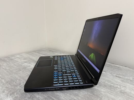 Ігровий ноутбук Б-клас Acer Predator Helios 300 PH315-52-78VL / 15.6" (1920x1080) IPS / Intel Core i7-9750H (6 (12) ядер по 2.6 - 4.5 GHz) / 16 GB DDR4 / 1000 GB SSD / nVidia GeForce GTX 1660 Ti, 6 GB GDDR6, 192-bit / WebCam / Win 10