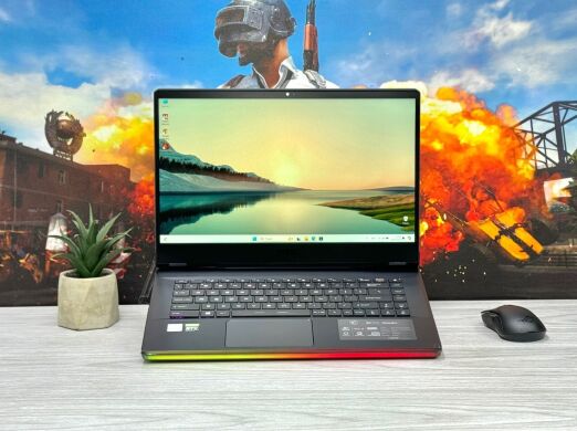 Игровой ноутбук MSI GE66 Raider / 15.6" (3840x2160) IPS / Intel Core i7-10750H (6 (12) ядер по 2.6 - 5.0 GHz) / 16 GB DDR4 / 1000 GB SSD M.2 / nVidia GeForce RTX 2070, 8 GB GDDR6, 256-bit / WebCam / Win 11 Home