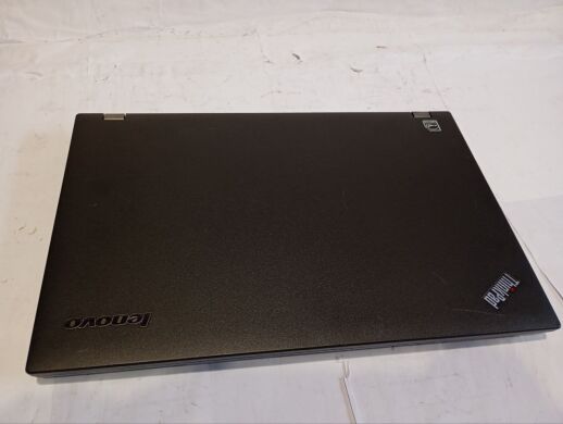 Ноутбук Б-класс Lenovo ThinkPad L540 / 15.6" (1366x768) TN / Intel Core i3-4000M (2 (4) ядра по 2.4 GHz) / 8 GB DDR3 / 500 GB HDD / Intel HD Graphics 4600 / АКБ не держит