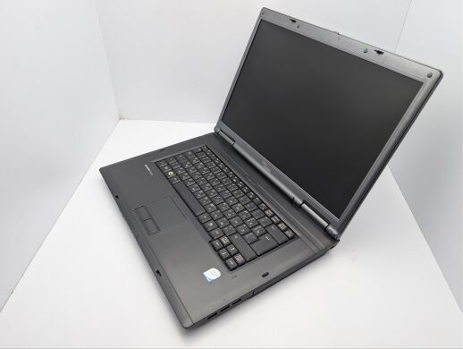 Ноутбук Fujitsu Esprimo Mobile V5535 / 15.4" (1024x768) TN / Intel Core 2 Duo T5750 (2 ядра по 2.0 GHz) / 4 GB DDR2 / 250 GB HDD / Intel Graphics / DVD-ROM / АКБ не тримає Ноутбук Fujitsu Esprimo Mobile V5535 / 15.4" (1024x768) TN / Intel Core 2 Duo T5750 (2 ядра по 2.0 GHz) / 4 GB DDR2 / 250 GB HDD / Intel Graphics / DVD-ROM / АКБ не тримає