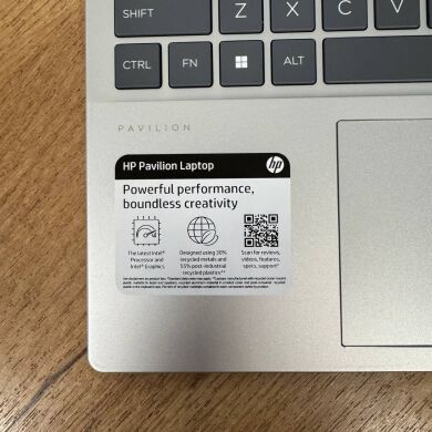 Ультрабук HP Pavilion 16-an0066st / 16" (1920x1200) IPS / Intel Core Ultra 5 125U (12 (14) ядер по 1.3 - 4.3 GHz) / 8 GB DDR5 / 512 GB SSD / Intel Graphics / WebCam