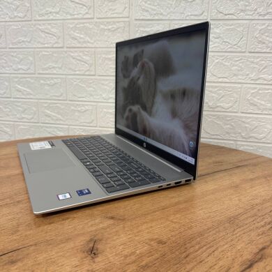 Ультрабук HP Pavilion 16-an0066st / 16" (1920x1200) IPS / Intel Core Ultra 5 125U (12 (14) ядер по 1.3 - 4.3 GHz) / 8 GB DDR5 / 512 GB SSD / Intel Graphics / WebCam