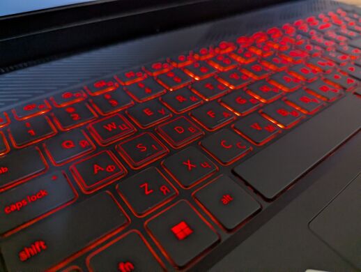 Ігровий ноутбук Dell G15 5520 / 15.6" (1920x1080) IPS / Intel Core i7-12700H (14 (20) ядер по 3.5 - 4.7 GHz) / 16 GB DDR5 / 512 GB SSD / nVidia GeForce RTX 3060, 6 GB GDDR6, 192-bit / WebCam / Windows 11 Ігровий ноутбук Dell G15 5520 / 15.6" (1920x1080) IPS / Intel Core i7-12700H (14 (20) ядер по 3.5 - 4.7 GHz) / 16 GB DDR5 / 512 GB SSD / nVidia GeForce RTX 3060, 6 GB GDDR6, 192-bit / WebCam / Windows 11