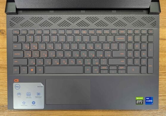 Ігровий ноутбук Dell G15 5520 / 15.6" (1920x1080) IPS / Intel Core i7-12700H (14 (20) ядер по 3.5 - 4.7 GHz) / 16 GB DDR5 / 512 GB SSD / nVidia GeForce RTX 3060, 6 GB GDDR6, 192-bit / WebCam / Windows 11 Ігровий ноутбук Dell G15 5520 / 15.6" (1920x1080) IPS / Intel Core i7-12700H (14 (20) ядер по 3.5 - 4.7 GHz) / 16 GB DDR5 / 512 GB SSD / nVidia GeForce RTX 3060, 6 GB GDDR6, 192-bit / WebCam / Windows 11