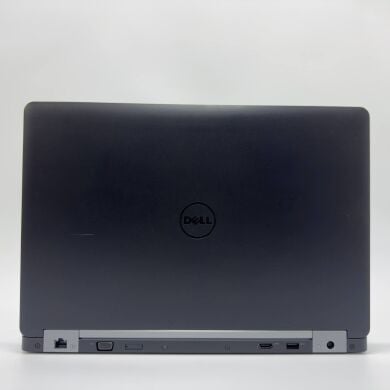 Игровой ноутбук Dell Latitude E5570 / 15.6" (1366x768) TN / Intel Core i5-6440HQ (4 ядра по 2.6 - 3.5 GHz) / 8 GB DDR4 / 512 GB SSD M2 / AMD Radeon R7 M370, 2 GB GDDR5, 128-bit / WebCam