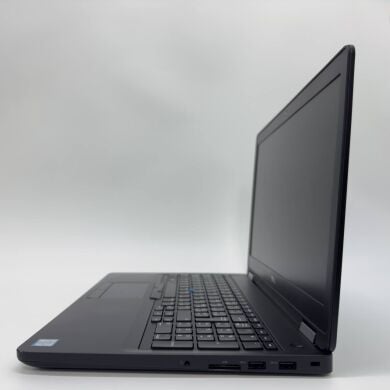 Игровой ноутбук Dell Latitude E5570 / 15.6" (1366x768) TN / Intel Core i5-6440HQ (4 ядра по 2.6 - 3.5 GHz) / 8 GB DDR4 / 512 GB SSD M2 / AMD Radeon R7 M370, 2 GB GDDR5, 128-bit / WebCam