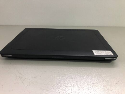 Мобільна робоча станція Б-клас HP ZBook 15 G4 / 15.6" (1920x1080) IPS / Intel Core i7-7700HQ (4 (8) ядра по 2.8 - 3.8 GHz) / 16 GB DDR4 / 256 GB SSD / nVidia Quadro M2200, 4 GB GDDR5, 128-bit / WebCam / HDMI