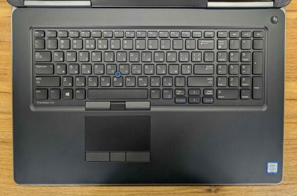 Мобільна робоча станція Dell Precision 7720 / 17.3" (1920x1080) IPS / Intel Core i7-7820HQ (4 (8) ядра по 2.9 - 3.9 GHz) / 32 GB DDR4 / 1000 GB SSD / nVidia Quadro P4000, 8 GB GDDR5, 256-bit / USB Type-C / Windows 10 Мобільна робоча станція Dell Precision 7720 / 17.3" (1920x1080) IPS / Intel Core i7-7820HQ (4 (8) ядра по 2.9 - 3.9 GHz) / 32 GB DDR4 / 1000 GB SSD / nVidia Quadro P4000, 8 GB GDDR5, 256-bit / USB Type-C / Windows 10