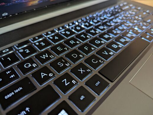 Мобільна робоча станція HP zBook Studio G7 / 15.6" (1920x1080) IPS / Intel Core i9-10885H (8 (16) ядер по 2.4 - 5.3 GHz) / 32 GB DDR4 / 512 GB SSD / nVidia Quadro RTX 3000, 6 GB GDDR6, 192-bit / Fingerprint / WebCam / Windows 10 Мобільна робоча станція HP zBook Studio G7 / 15.6" (1920x1080) IPS / Intel Core i9-10885H (8 (16) ядер по 2.4 - 5.3 GHz) / 32 GB DDR4 / 512 GB SSD / nVidia Quadro RTX 3000, 6 GB GDDR6, 192-bit / Fingerprint / WebCam / Windows 10