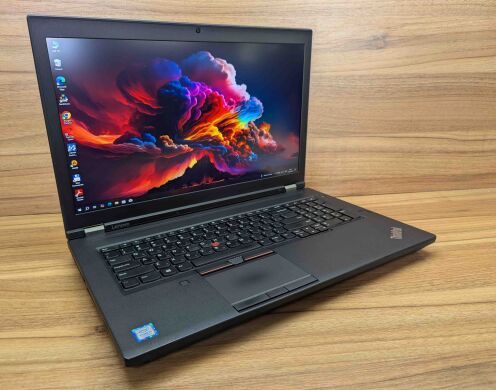 Мобільна робоча станція Lenovo ThinkPad P71 / 17.3" (1920x1080) IPS / Intel Core i7-7700HQ (4 (8) ядра по 2.8 - 3.8 GHz) / 32 GB DDR4 / 512 GB SSD / nVidia Quadro P3000, 6 GB GDDR5, 192-bit / WebCam / TouchID / Windows 10
