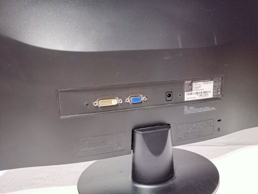 Монитор Acer S220HQL / 21.5" (1920x1080) TN / VGA, DVI 