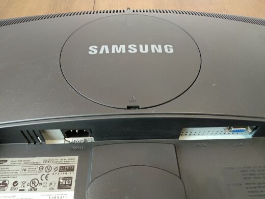 Монитор Б класс Samsung 2243 SN / 21.5" (1920x1080) TN / 1x VGA