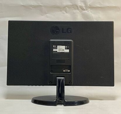 Монитор LG 22M38A-B / 22" (1920x1080) TN / VGA / VESA 75x75