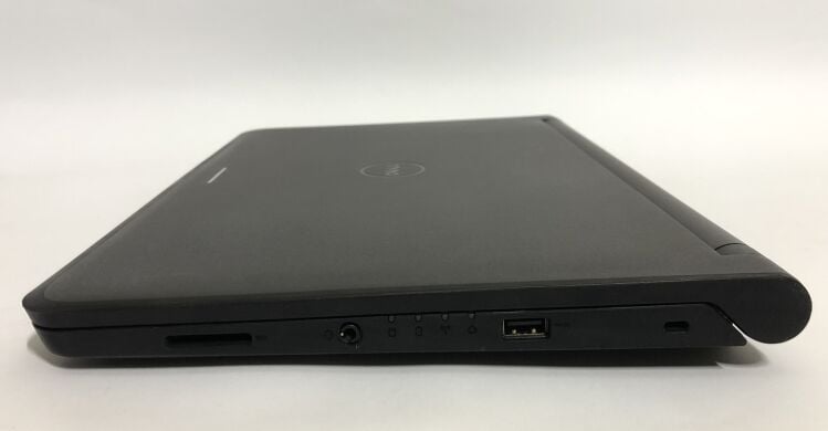 Ноутбук Б-класс Dell Latitude 3350 / 13.3" (1366x768) TN / Intel Core i3-5005U (2 (4) ядра по 2.0 GHz) / 4 GB DDR3 / 500 GB HDD / Intel HD Graphics 5500 / WebCam / Win 10 Home