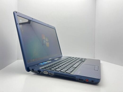 Ноутбук Sony Vaio PCG-7181M / 15.6" (1366x768) TN / Intel Core i3-2310M (2 (4) ядра по 2.1 GHz) / 4 GB DDR3 / 500 GB HDD / nVidia GeForce 410M, 1 GB DDR3, 64-bit / WebCam