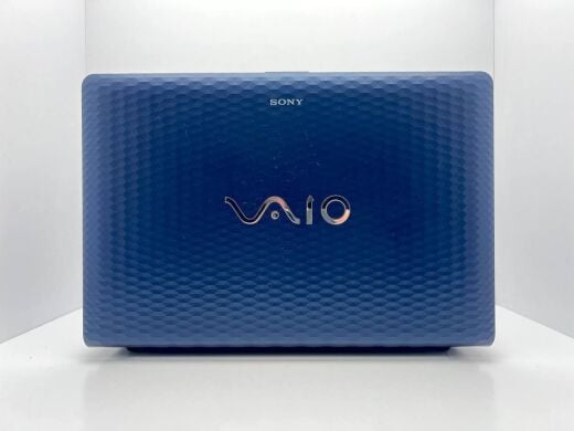 Ноутбук Sony Vaio PCG-7181M / 15.6" (1366x768) TN / Intel Core i3-2310M (2 (4) ядра по 2.1 GHz) / 4 GB DDR3 / 500 GB HDD / nVidia GeForce 410M, 1 GB DDR3, 64-bit / WebCam