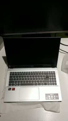 Новый ультрабук Acer Aspire 3 15 A315-44P-R7GS / 15.6" (1920x1080) TN / AMD Ryzen 7 5700U (8 (16) ядер по 1.8 - 4.3 GHz) / 16 GB DDR4 / 512 GB SSD / AMD Radeon Graphics / WebCam / Win 11 