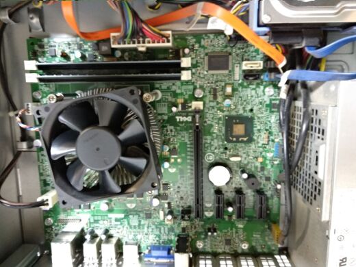 ПК DELL Vostro 260s SFF / Intel Core i5-2400 (4 ядра по 3.1 - 3.4 GHz) / 4 GB DDR3 / 500 GB HDD / Intel HD Graphics 2000 / HDMI, VGA