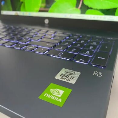 Ультрабук Б-клас HP Pavilion 15-cs3 / 15.6" (1920x1080) IPS Touch / Intel Core i7-1065G7 (4 (8) ядра по 1.3 - 3.9 GHz) / 16 GB DDR4 / 512 GB SSD / nVidia GeForce MX250, 4 GB GDDR5, 64-bit / WebCam / HDMI