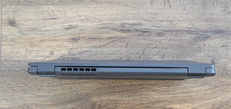 Ультрабук Dell Latitude 3410 / 14" (1366x768) TN / Intel Core i5-10210U (4 (8) ядра по 1.6 - 4.2 GHz) / 8 GB DDR4 / 256 GB SSD / Intel UHD Graphics / WebCam