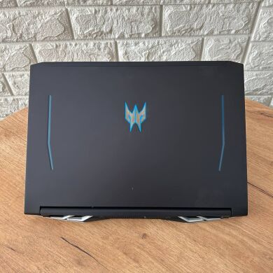 Игровой ноутбук Acer Predator Helios 300 PH315-54 / 15.6" (1920x1080) IPS / Intel Core i7-11800H (8 (16) ядер по 2.3 - 4.6 GHz) / 16 GB DDR4 / 512 GB SSD M.2 + 1000 GB HDD  / nVidia GeForce RTX 3070, 8 GB GDDR6, 256-bit / WebCam