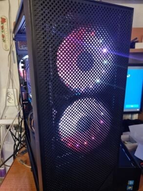 Ігровий ПК PcCooler C3B310 BK Tower / Intel Core i5-8600T (6 ядер по 2.3 - 3.7 GHz) / 16 GB DDR4 / 512 GB SSD + 500 GB HDD / AMD Radeon RX 580, 4 GB GDDR5, 256-bit / 750W Ігровий ПК PcCooler C3B310 BK Tower / Intel Core i5-8600T (6 ядер по 2.3 - 3.7 GHz) / 16 GB DDR4 / 512 GB SSD + 500 GB HDD / AMD Radeon RX 580, 4 GB GDDR5, 256-bit / 750W