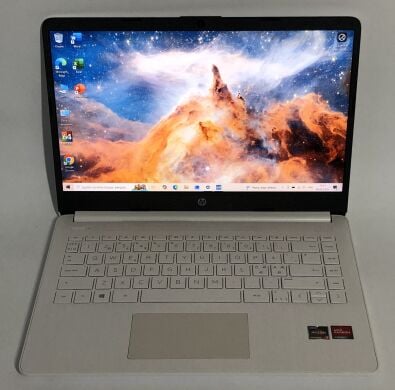 Ультрабук HP 14s-fq1004ua / 14" (1920x1080) IPS / AMD Ryzen 3 5300U (4 (8) ядра по 2.6 - 3.8 GHz) / 8 GB DDR4 / 512 GB SSD / AMD Radeon RX Vega 6 Graphics / WebCam / Win 10 Home