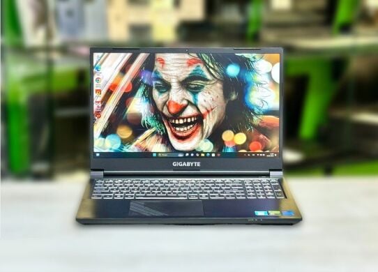 Ігровий ноутбук Gigabyte G5 MF / 15.6" (1920x1080) IPS / Intel Core i5-12500H (12 (16) ядер по 3.3 - 4.5 GHz) / 16 GB DDR4 / 512 GB SSD M.2 / nVidia GeForce RTX 4050, 6 GB GDDR6, 96-bit / WebCam / Win 11 Home