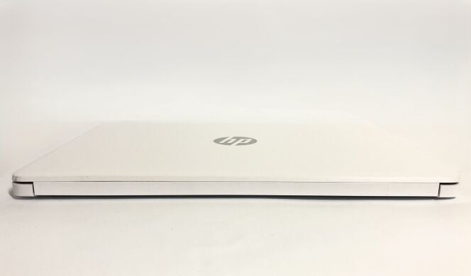 Ультрабук HP 14s-fq1004ua / 14" (1920x1080) IPS / AMD Ryzen 3 5300U (4 (8) ядра по 2.6 - 3.8 GHz) / 8 GB DDR4 / 512 GB SSD / AMD Radeon RX Vega 6 Graphics / WebCam / Win 10 Home