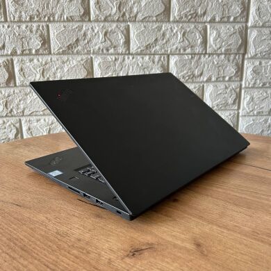 Ігровий ультрабук Б-клас Lenovo ThinkPad X1 Extreme Gen2 / 15.6" (1920x1080) IPS / Intel Core i7-9750H (6 (12) ядер по 2.6 - 4.5 GHz) / 8 GB DDR4 / 256 GB SSD / nVidia GeForce GTX 1650 Max-Q, 4 GB GDDR6, 128-bit / WebCam