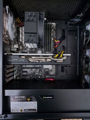 Ігровий ПК GameMax Revolt ARGB Tower / Intel Core i7-7700 (4 (8) ядра по 3.6 - 4.2 GHz) / 32 GB DDR4 / 256 GB SSD M.2 + 480 GB SSD + 500 GB HDD / AMD Radeon RX 570, 8 GB GDDR5, 256-bit / 850W