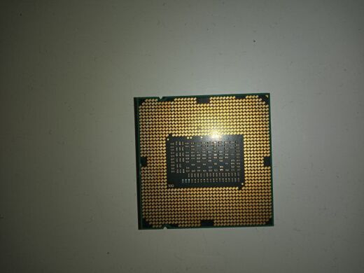 Процесор Intel Core i5-2400 / сокет LGA1155