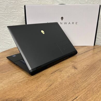 Новый игровой ноутбук Dell Alienware m16 R2 / 16" (2560x1600) IPS / Intel Core Ultra 7 155H (16 (22) ядер по 1.4 - 4.8 GHz) / 16 GB DDR5 / 1000 GB SSD / nVidia GeForce RTX 4060, 8 GB GDDR6, 128-bit / WebCam