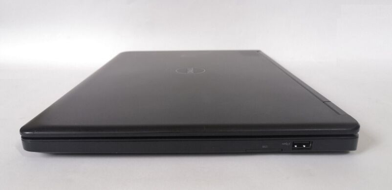 Ноутбук Dell Latitude E5450 / 14" (1920x1080) IPS / Intel Core i5-5300U (2 (4) ядра по 2.3 - 2.9 GHz) / 8 GB DDR3 / 256 GB SSD / nVidia GeForce 830M, 2 GB GDDR3, 64-bit / Win 10 Pro