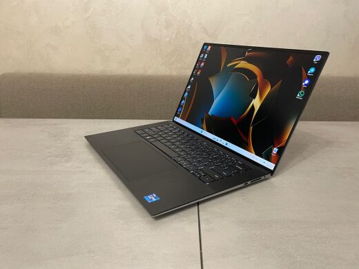 Мобільна робоча станція Dell Precision 5560 / 15.6" (1920x1080) IPS / Intel Core i7-11850H (8 (16) ядер по 4.8 GHz) / 32 GB DDR4 / 512 GB SSD M.2 / nVidia RTX A2000, 4 GB GDDR6, 128-bit / WebCam