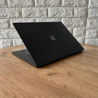 Ультрабук Microsoft Surface Laptop 5 / 15" ( 2496x1664) IPS Touch / Intel Core i7-1255U (10 (12) ядер по 3.5 - 4.7 GHz) / 16 GB DDR4 / 512 GB SSD NVMe / Intel Iris Xe Graphics / WebCam