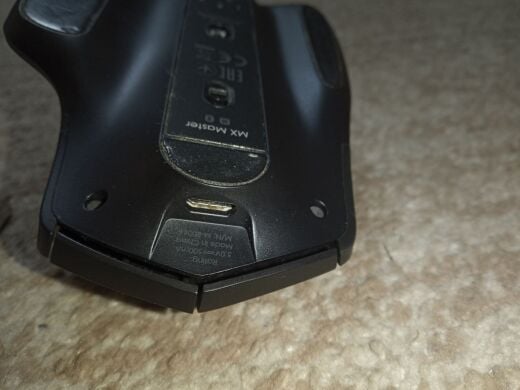 Беспроводная мышь Logitech MX Master / оптическая / 5 клавиш / черная