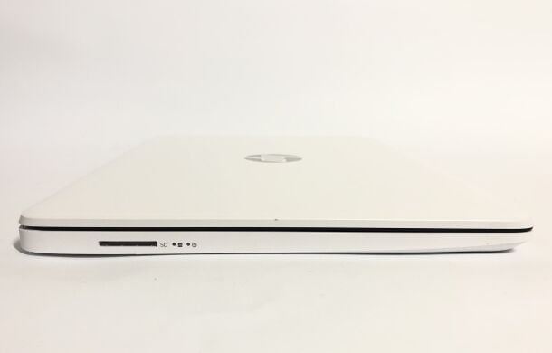 Ультрабук HP 14s-fq1004ua / 14" (1920x1080) IPS / AMD Ryzen 3 5300U (4 (8) ядра по 2.6 - 3.8 GHz) / 8 GB DDR4 / 512 GB SSD / AMD Radeon RX Vega 6 Graphics / WebCam / Win 10 Home