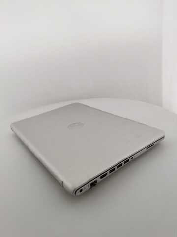 Ультрабук HP Envy 3165NGW (1920x1080) TN AMD A10-8700P (4 ядра по  GHz) GB DDR4 240 GB SSD 320 GB HDD AMD Radeon R6