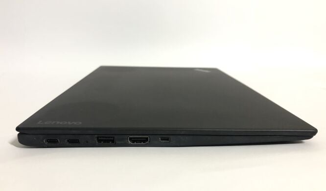 Ультрабук Lenovo ThinkPad X1 Carbon G5 / 14" (1920x1080) IPS / Intel Core i5-7200U (2 (4) ядра по 2.5 - 3.1 GHz) / 8 GB DDR3 / 256 GB SSD / Intel HD Graphics 620 / WebCam / Win 10 Pro