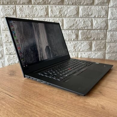 Ігровий ультрабук Б-клас Lenovo ThinkPad X1 Extreme Gen2 / 15.6" (1920x1080) IPS / Intel Core i7-9750H (6 (12) ядер по 2.6 - 4.5 GHz) / 8 GB DDR4 / 256 GB SSD / nVidia GeForce GTX 1650 Max-Q, 4 GB GDDR6, 128-bit / WebCam