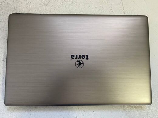 Ноутбук Terra Mobile 1749s / 17.3" (1600x900) TN / Intel Core i3-6100U (2 (4) ядра по 2.3 GHz) / 8 GB DDR3 / 128 GB SSD / Intel HD Graphics 520 / WebCam / DVD-ROM Ноутбук Terra Mobile 1749s / 17.3" (1600x900) TN / Intel Core i3-6100U (2 (4) ядра по 2.3 GHz) / 8 GB DDR3 / 128 GB SSD / Intel HD Graphics 520 / WebCam / DVD-ROM