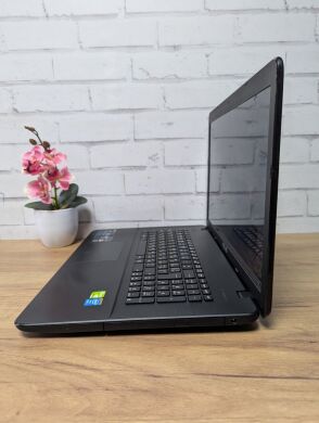 Ноутбук Б-класс Asus X751L / 17.3" (1600x900) TN / Intel Core i5-4200U (2 (4) ядра по 1.6 - 2.6 GHz) / 8 GB DDR3 / 256 GB SSD / nVidia GeForce 820M, 2 GB GDDR3, 64-bit / WebCam