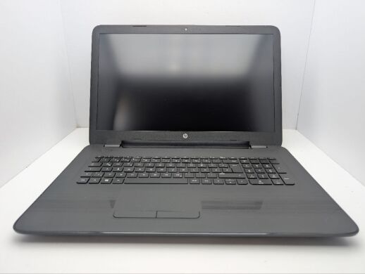 Ноутбук HP 17-y059ng / 17.3" (1920x1080) TN / AMD A6-7310 (4 ядра по 2.3 GHz) / 8 GB DDR3 / 1000 GB HDD / AMD Radeon R4 Graphics / WebCam / DVD-ROM