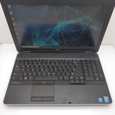 Ігровий ноутбук Dell Latitude E6540 / 15.6" (1920х1080) TN / Intel Core i7-4800MQ (4 (8) ядра по 2.7 - 3.7 GHz) / 8 GB DDR3 / 256 GB SSD / AMD Radeon HD 8790M, 2 GB GDDR5, 128-bit / NO WebCam / DVD-ROM / HDMI Ігровий ноутбук Dell Latitude E6540 / 15.6" (1920х1080) TN / Intel Core i7-4800MQ (4 (8) ядра по 2.7 - 3.7 GHz) / 8 GB DDR3 / 256 GB SSD / AMD Radeon HD 8790M, 2 GB GDDR5, 128-bit / NO WebCam / DVD-ROM / HDMI