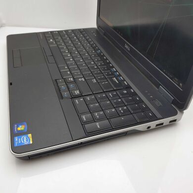 Ігровий ноутбук Dell Latitude E6540 / 15.6" (1920х1080) TN / Intel Core i7-4800MQ (4 (8) ядра по 2.7 - 3.7 GHz) / 8 GB DDR3 / 256 GB SSD / AMD Radeon HD 8790M, 2 GB GDDR5, 128-bit / NO WebCam / DVD-ROM / HDMI Ігровий ноутбук Dell Latitude E6540 / 15.6" (1920х1080) TN / Intel Core i7-4800MQ (4 (8) ядра по 2.7 - 3.7 GHz) / 8 GB DDR3 / 256 GB SSD / AMD Radeon HD 8790M, 2 GB GDDR5, 128-bit / NO WebCam / DVD-ROM / HDMI